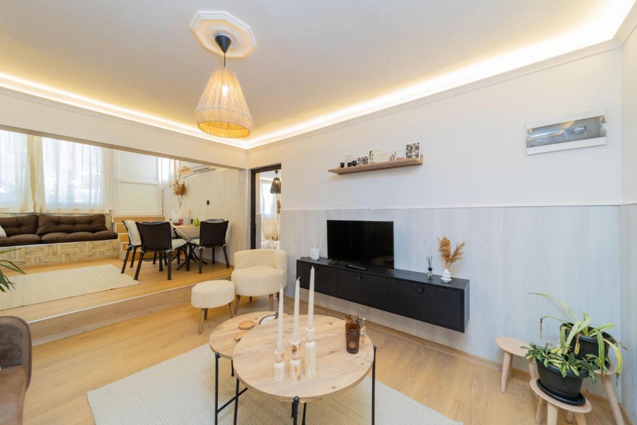 Apartment Stylish Close To The In *